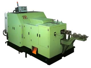 Cold heading machine in protective housing RA-25C