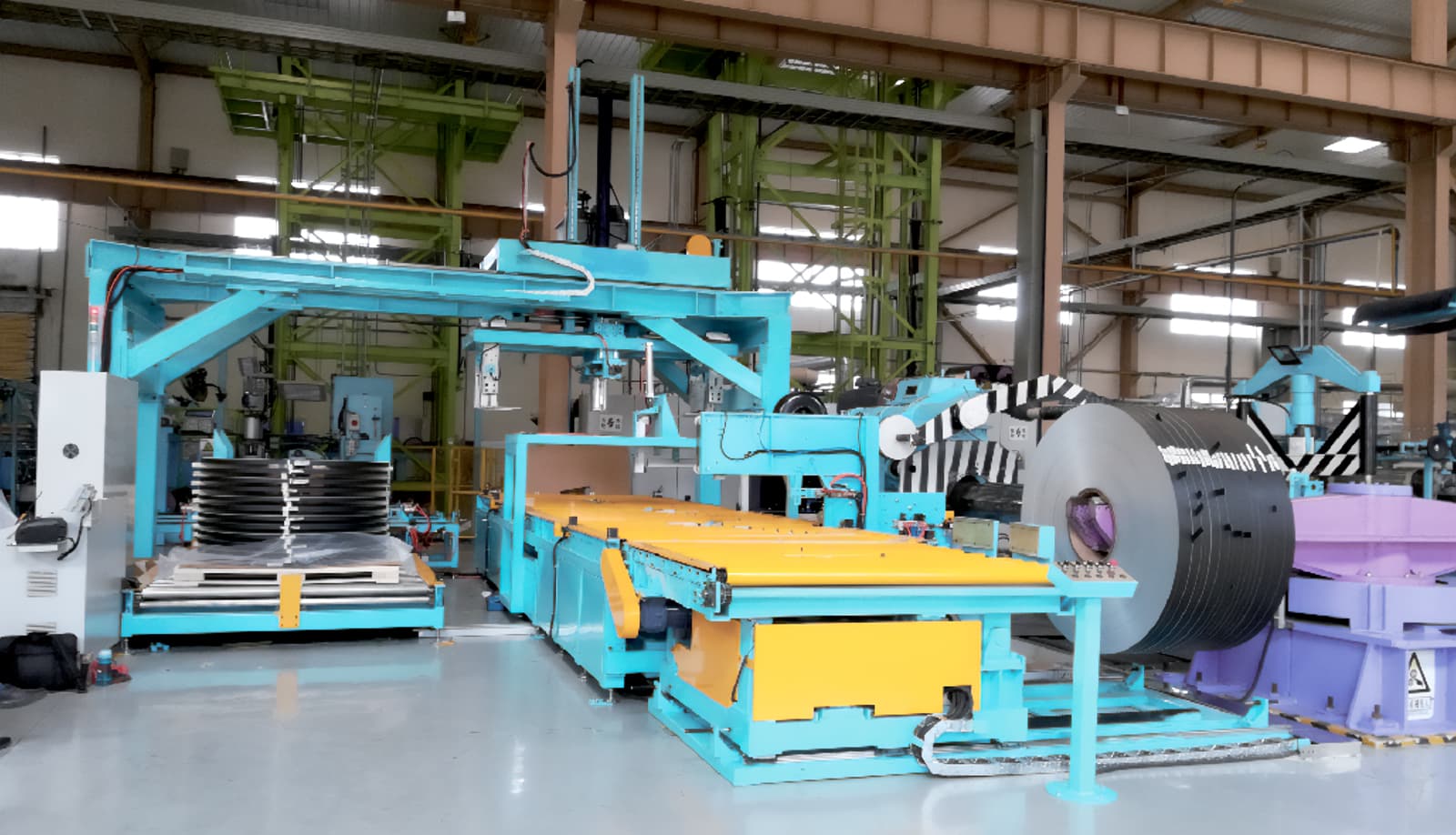 Automatic horizontal steel col packing line