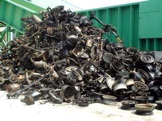 PRE-CRUSHING EQUIPMENT FOR METAL SCRAP