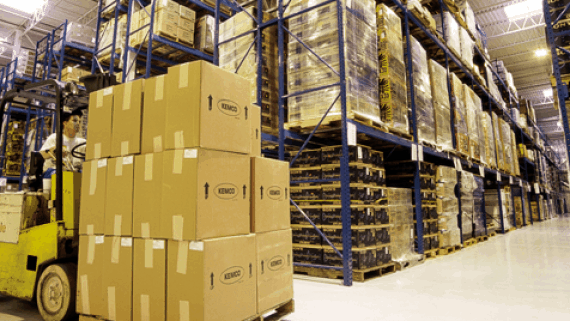 Automated warehouse for storage of finished products on euro pallets